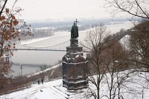 Thumb_pamyatnik-svyatomu-vladimiru_1
